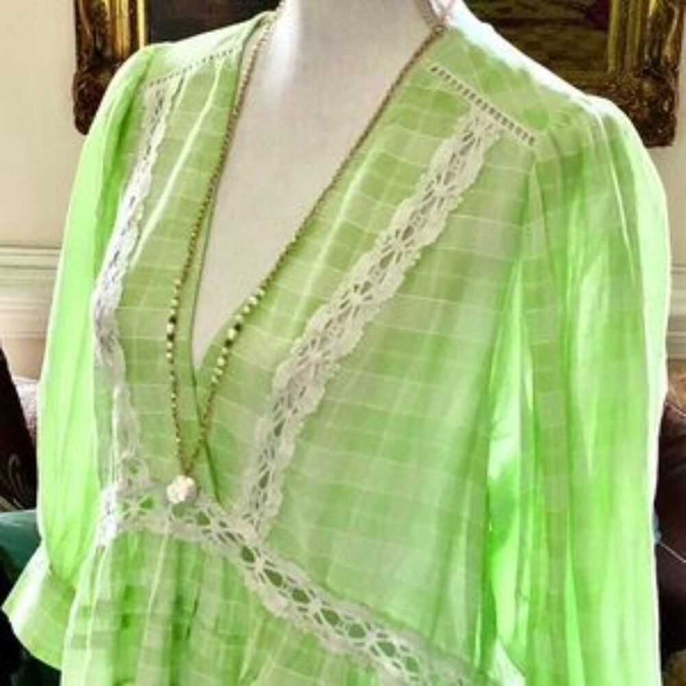 Free People Time Out Deep V Neck Lace Trim Top NWOT - Picture 10 of 14